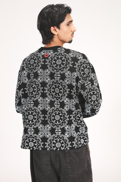 BLACK PAISLEY TEE