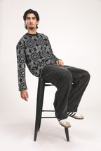 BLACK PAISLEY TEE
