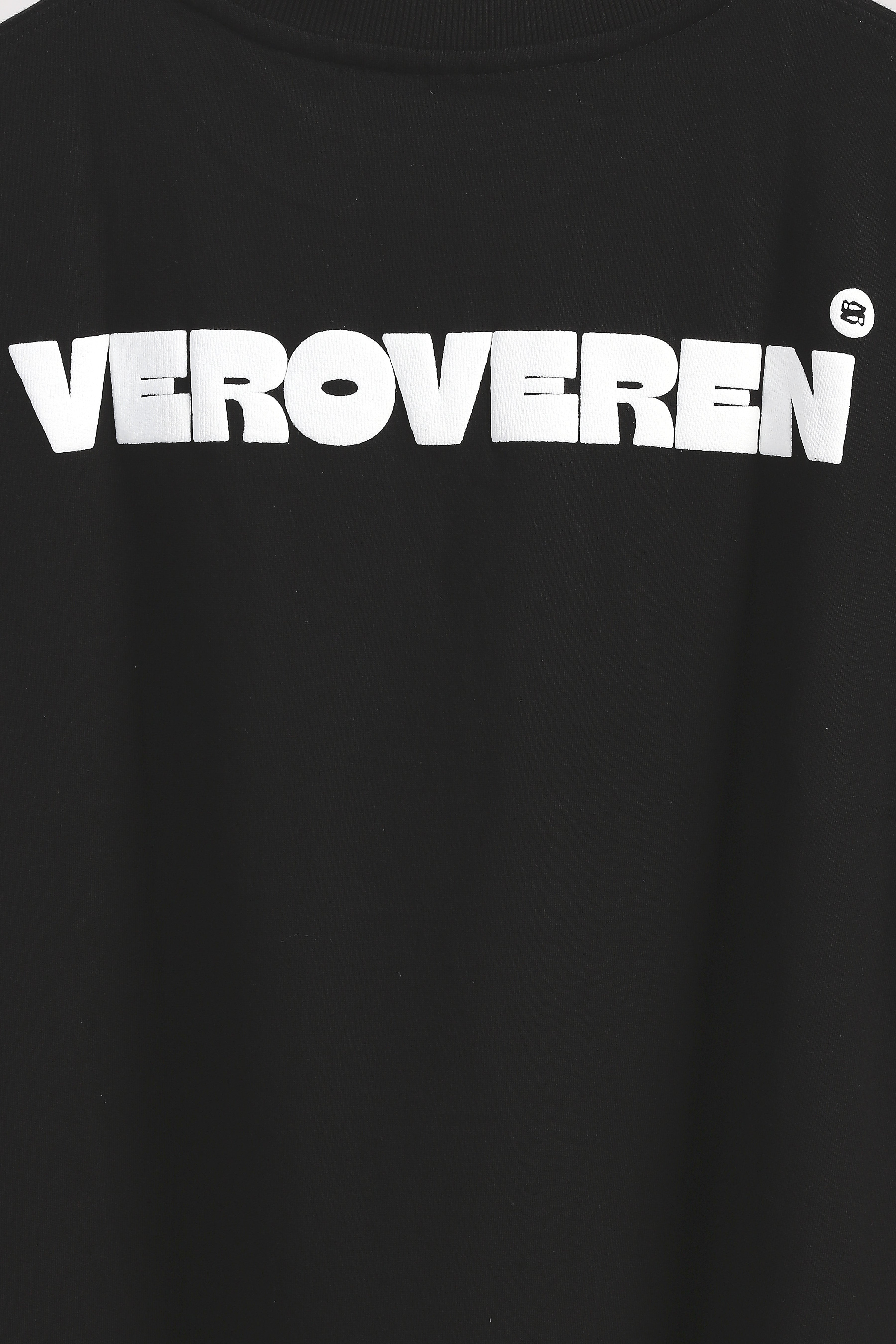 BLACK BASIC T-SHIRT
