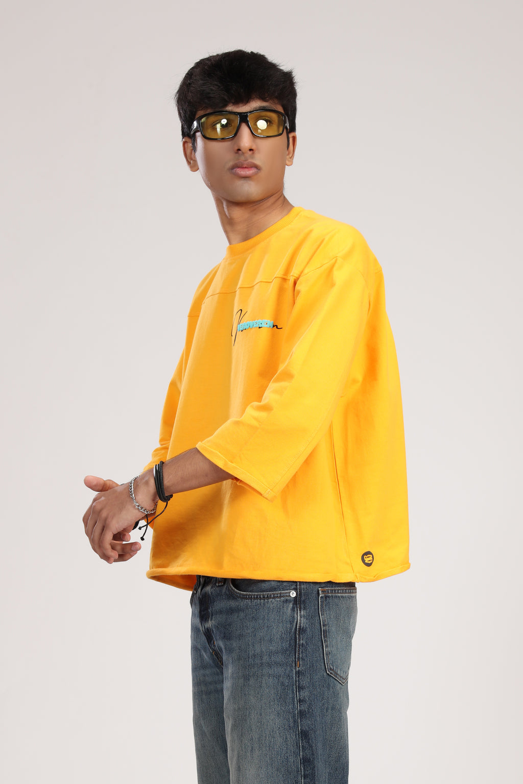 STAYGROOVY YELLOW TEE