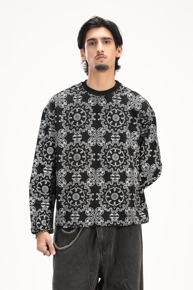 BLACK PAISLEY TEE Hover Image